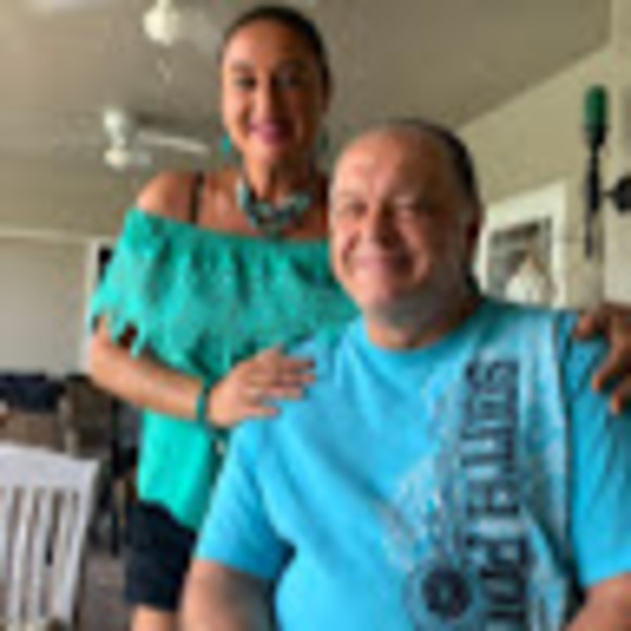 Meet your Posher, Peter & lori - Picture 1 of 1